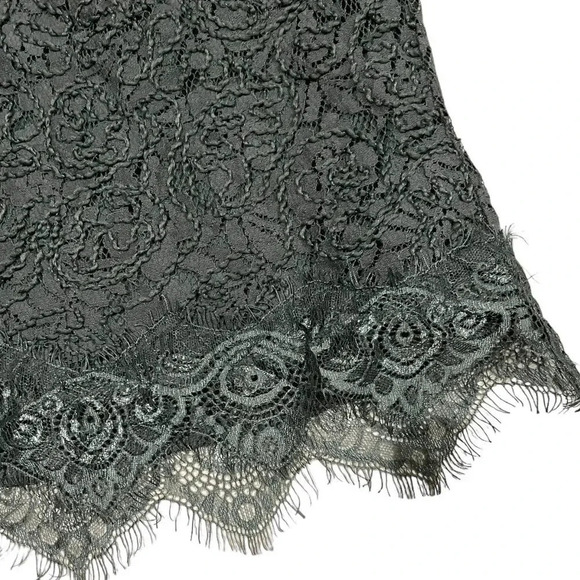 Adiva Olive Green Lace Scallop Trimmed Top M - Picture 3 of 5